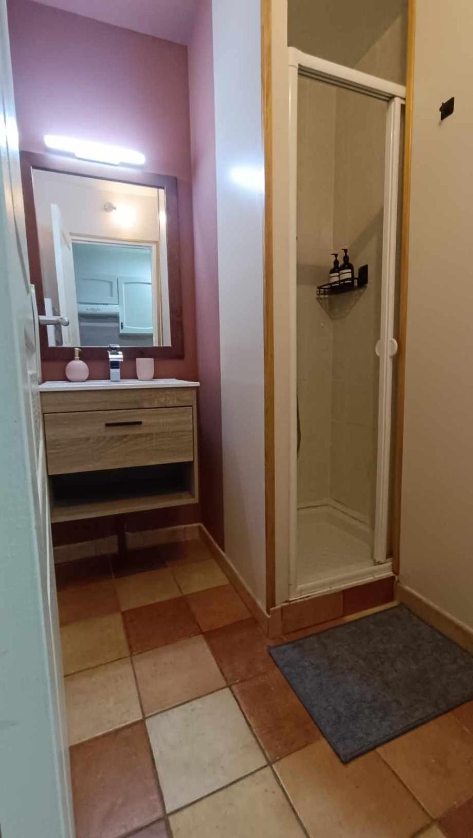 Terre De Bourgogne - Appartement Au Centre Ville D'Avallon Dış mekan fotoğraf