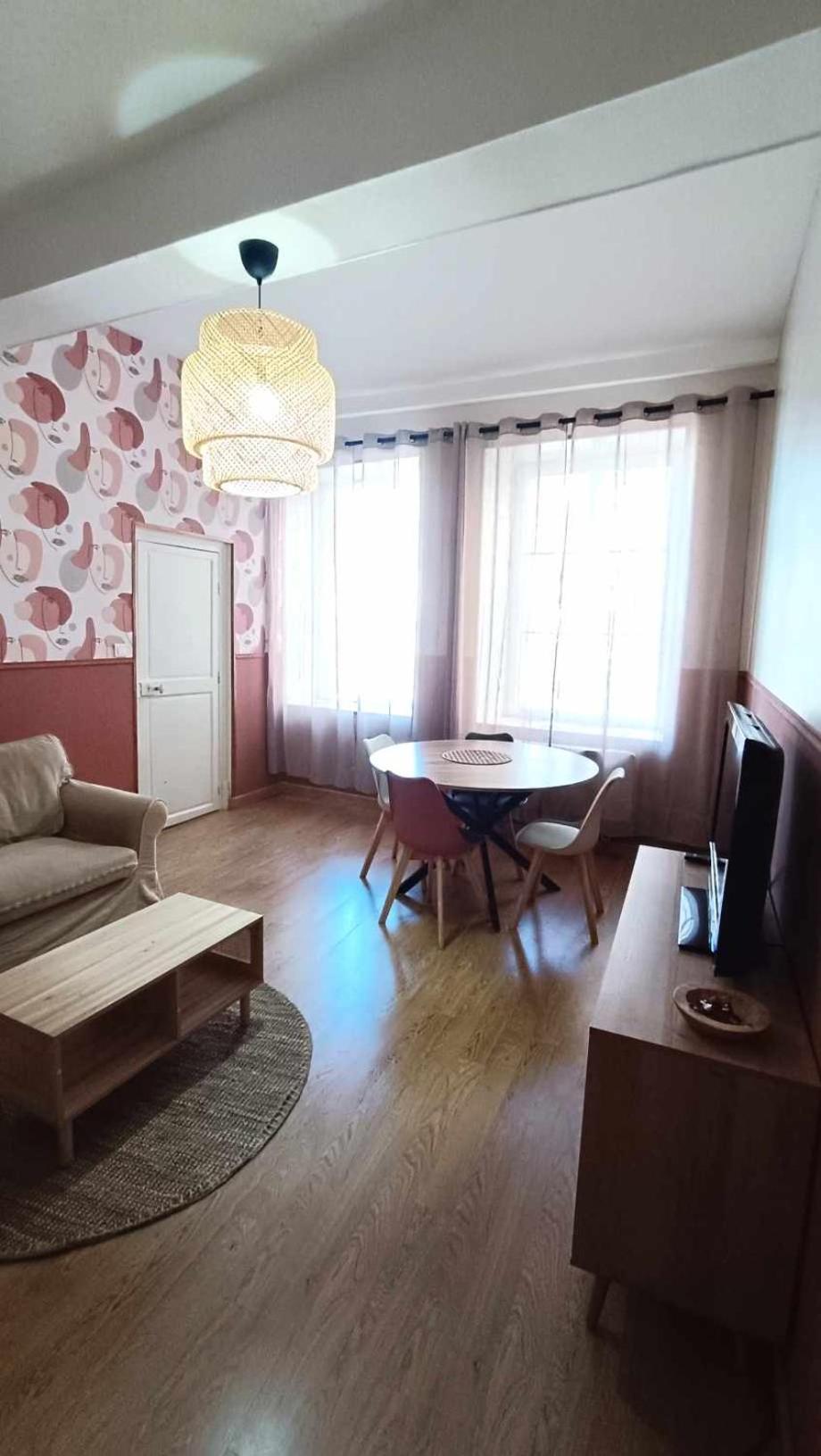 Terre De Bourgogne - Appartement Au Centre Ville D'Avallon Dış mekan fotoğraf